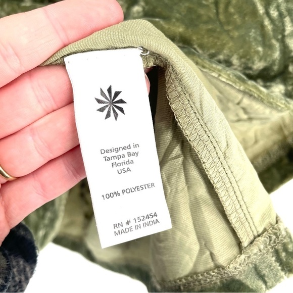 Anthropologie Kyla Seo Olive Green Velvet Velour Short Sleeve Handmade Crewneck - Picture 6 of 7